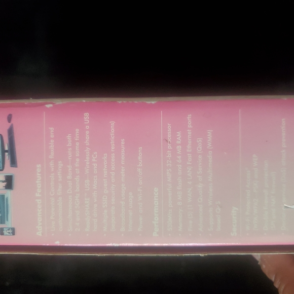 - NETGEAR N600DUAL BAND ROUTER - Picture 2 of 4